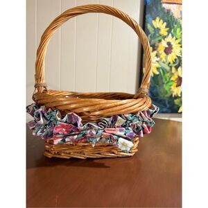 Longaberger Ruffle, Basket, Large